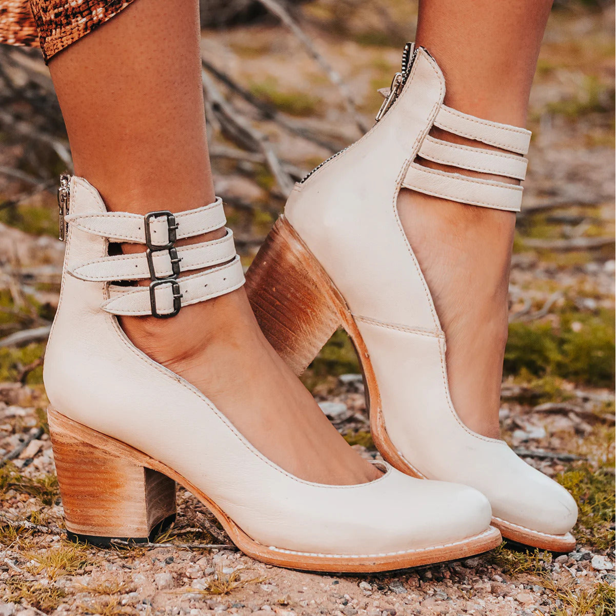 White / US 10