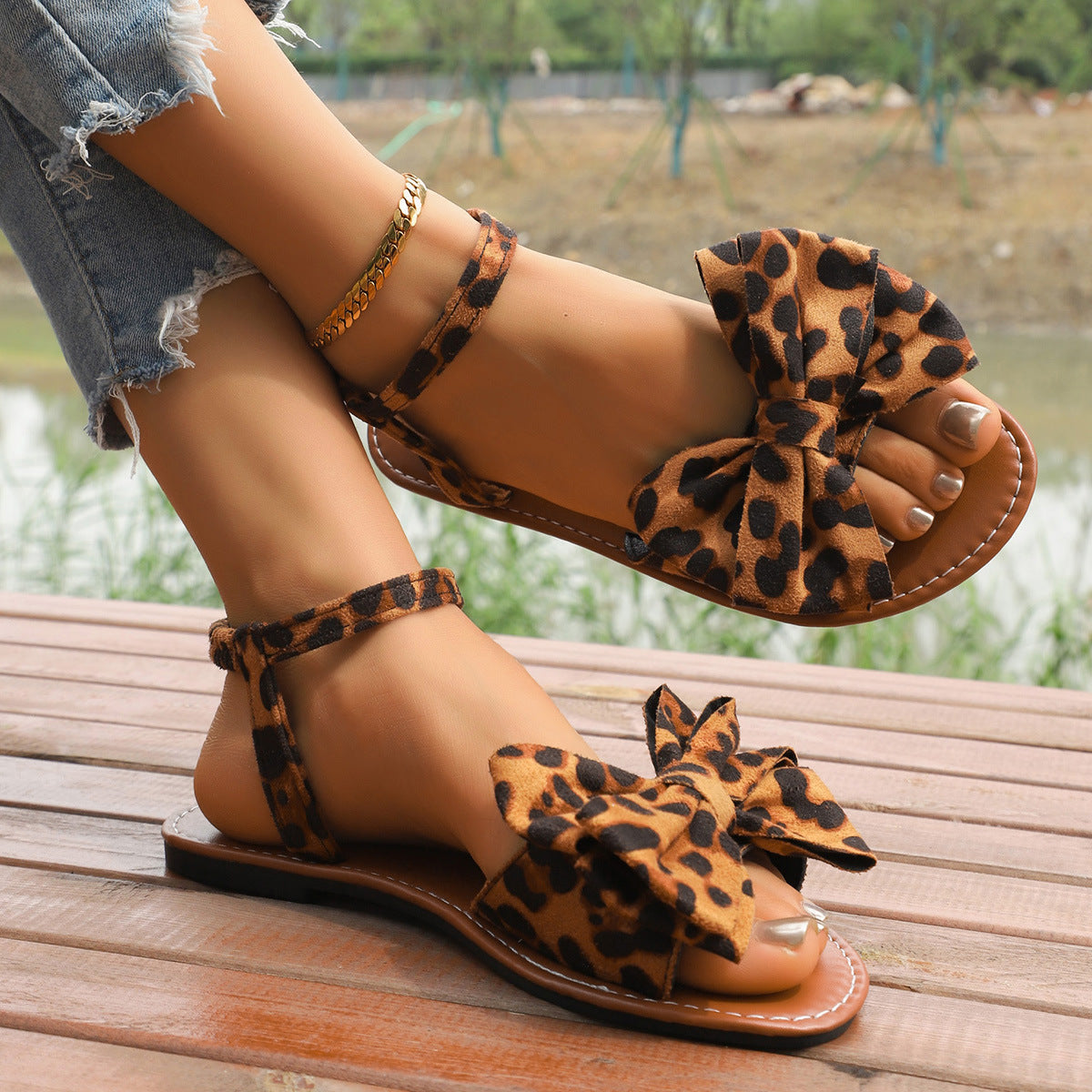 Leopard / 10